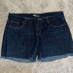 Old Navy Women's The Flirt Cut Off Denim Shorts Size 12